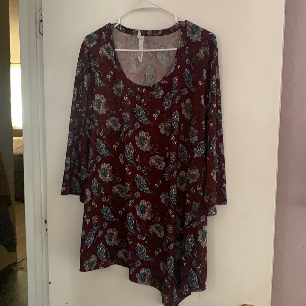 NY Collection multi-color blouse